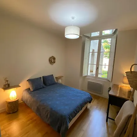 Au Fil Du Clain — T2 Cosy, Parking & Fibre Διαμέρισμα Πουατιέ