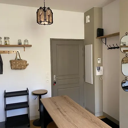 T2 Cosy Et Calme, Parking Privé Et Fibre Inclus * Poitiers