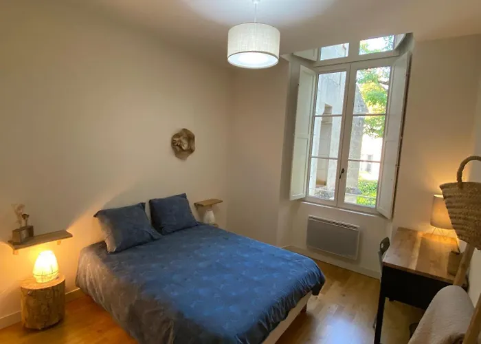 T2 Cosy Et Calme, Parking Privé Et Fibre Inclus Apartamento Poitiers