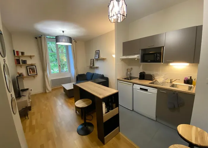 T2 Cosy Et Calme, Parking Privé Et Fibre Inclus Apartamento